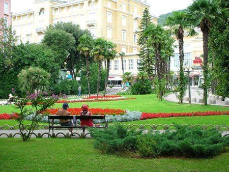 Apartment Petra Opatija Extérieur photo